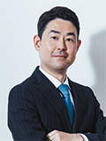 安本岳史氏