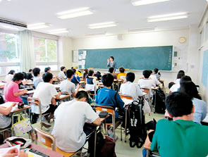 東京都立西高等学校で行われた授業の様子